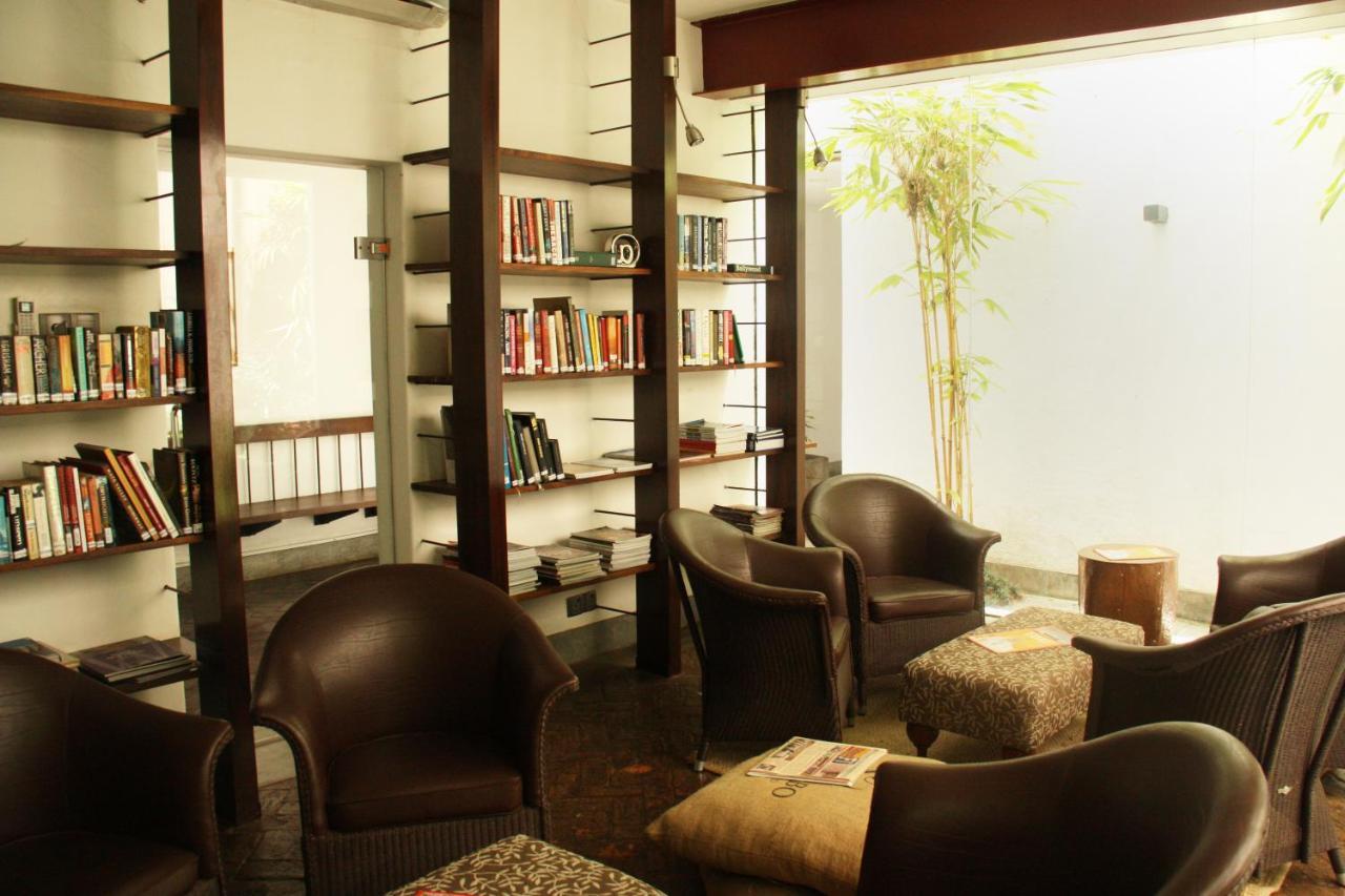 Colombo Court Hotel & Spa Dış mekan fotoğraf