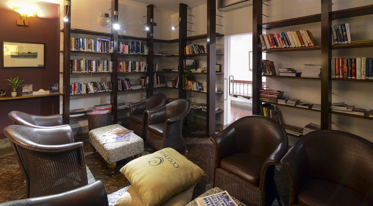 Colombo Court Hotel & Spa Dış mekan fotoğraf